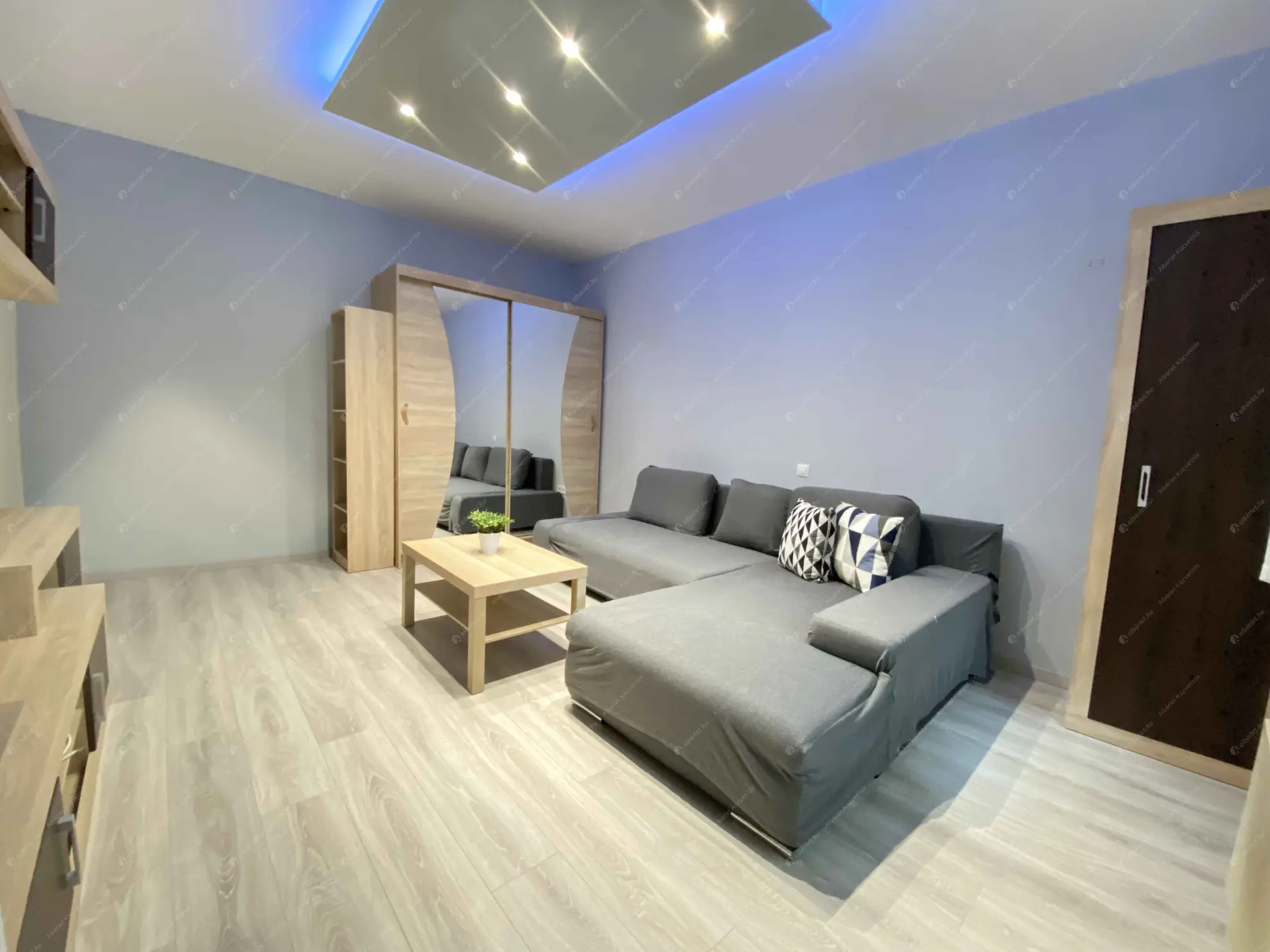 Kiadó albérlet 180000 Ft/hó áron: Budapest, XXII. kerület  Pécsi utca. Mérete: 32 nm, 1 szobás | Alberlet.hu - 6572663