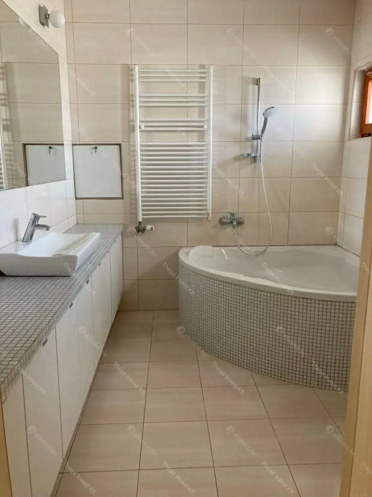 Kiadó albérlet 250000 Ft/hó áron: Budapest, XXII. kerület  Rózsakert utca. Mérete: 45 nm, 2 szobás | Alberlet.hu - 6680458