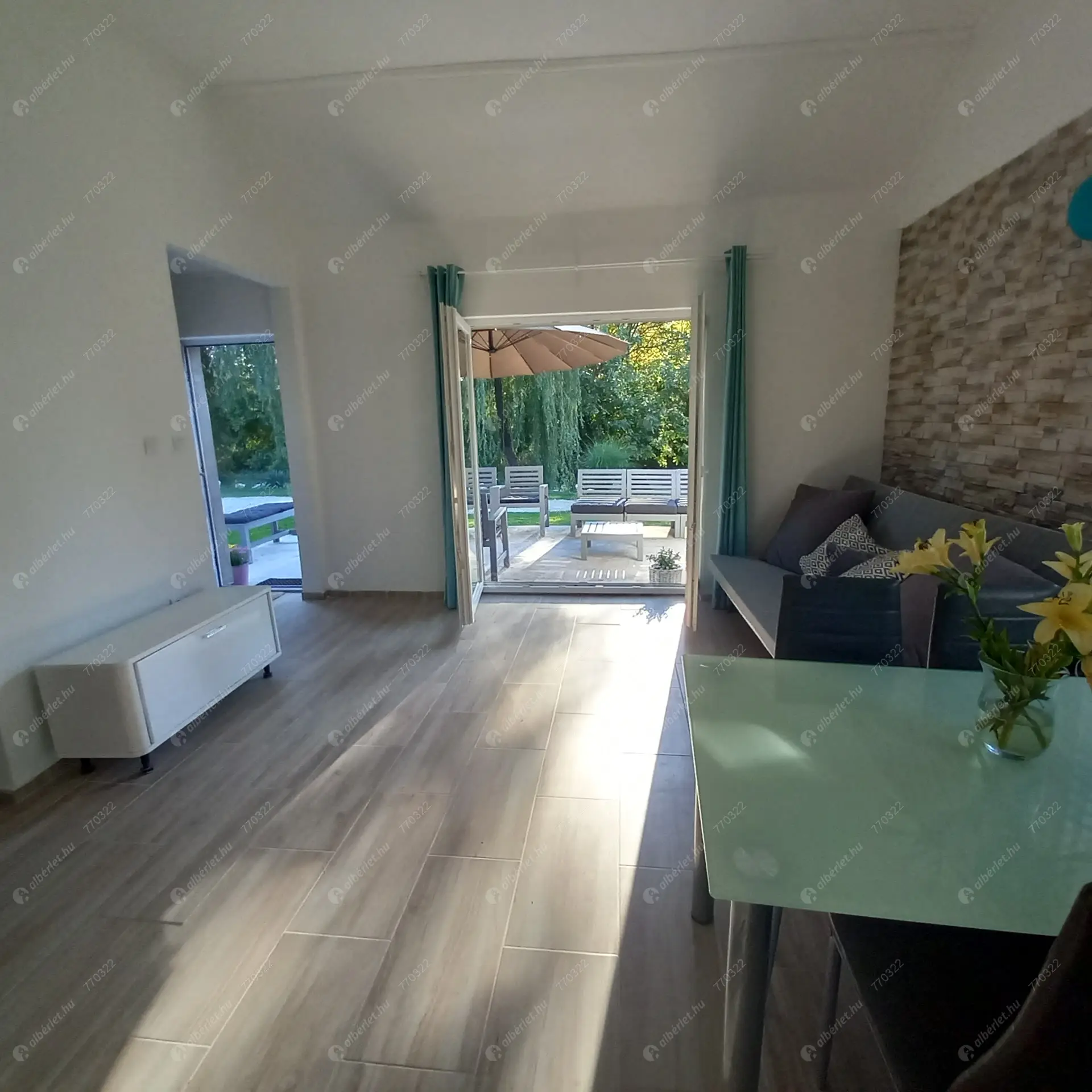 Kiadó albérlet 270000 Ft/hó áron: Budapest, XXII. kerület  Sík utca. Mérete: 70 nm, 3 szobás | Alberlet.hu - 6570515