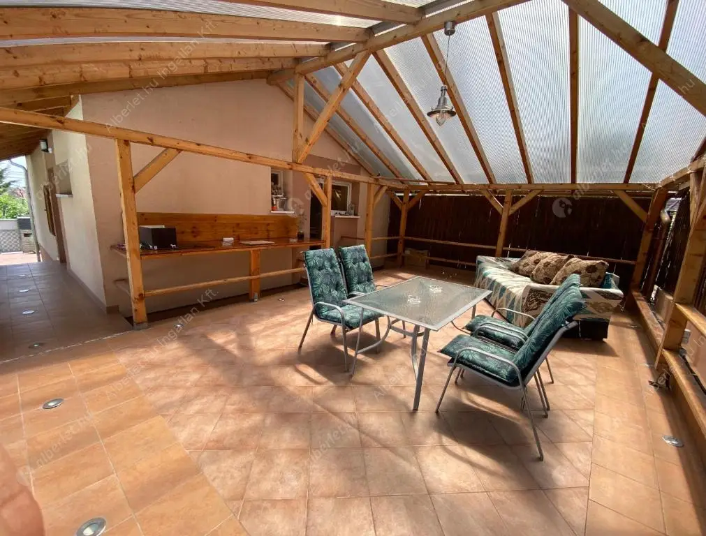 Kiadó albérlet 650000 Ft/hó áron: Budapest, XXII. kerület  Tátra utca. Mérete: 140 nm, 3 szobás | Alberlet.hu - 6616009