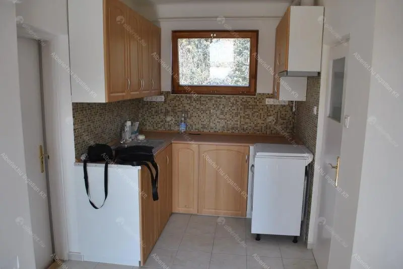 Kiadó albérlet 275000 Ft/hó áron: Budapest, XXII. kerület  Tövis utca. Mérete: 55 nm, 3 szobás | Alberlet.hu - 6701556