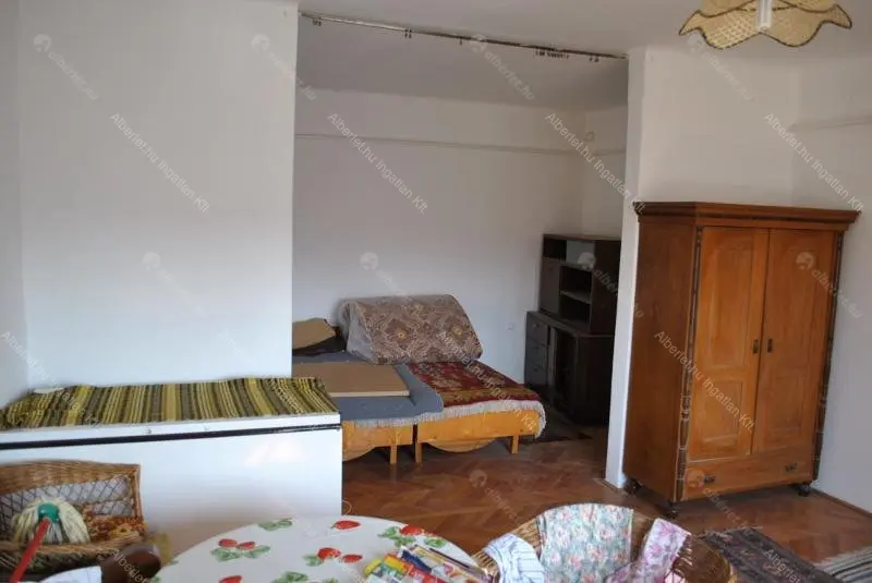 Kiadó albérlet 290000 Ft/hó áron: Budapest, XXII. kerület  Tövis utca. Mérete: 55 nm, 3 szobás | Alberlet.hu - 6706209