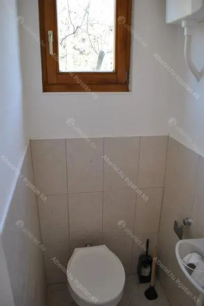 Kiadó albérlet 290000 Ft/hó áron: Budapest, XXII. kerület  Tövis utca. Mérete: 55 nm, 3 szobás | Alberlet.hu - 6706214