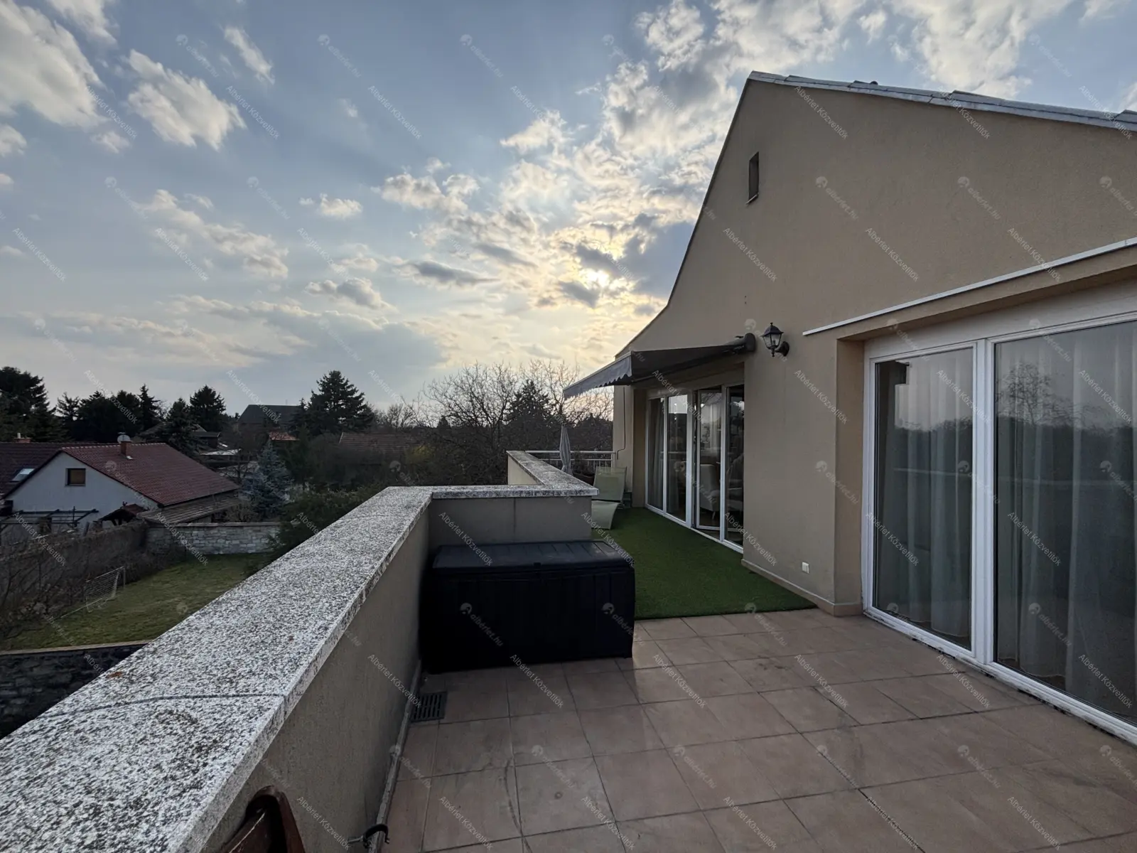 Kiadó albérlet 380000 Ft/hó áron: Budapest, XXII. kerület  XIII. utca. Mérete: 93 nm, 2 szobás | Alberlet.hu - 6673726