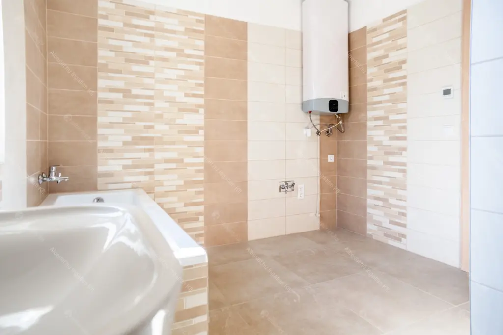 Kiadó albérlet 450000 Ft/hó áron: Budapest, XXIII. kerület  Kertvárosi  körút . Mérete: 102 nm, 4 szobás | Alberlet.hu - 6678312