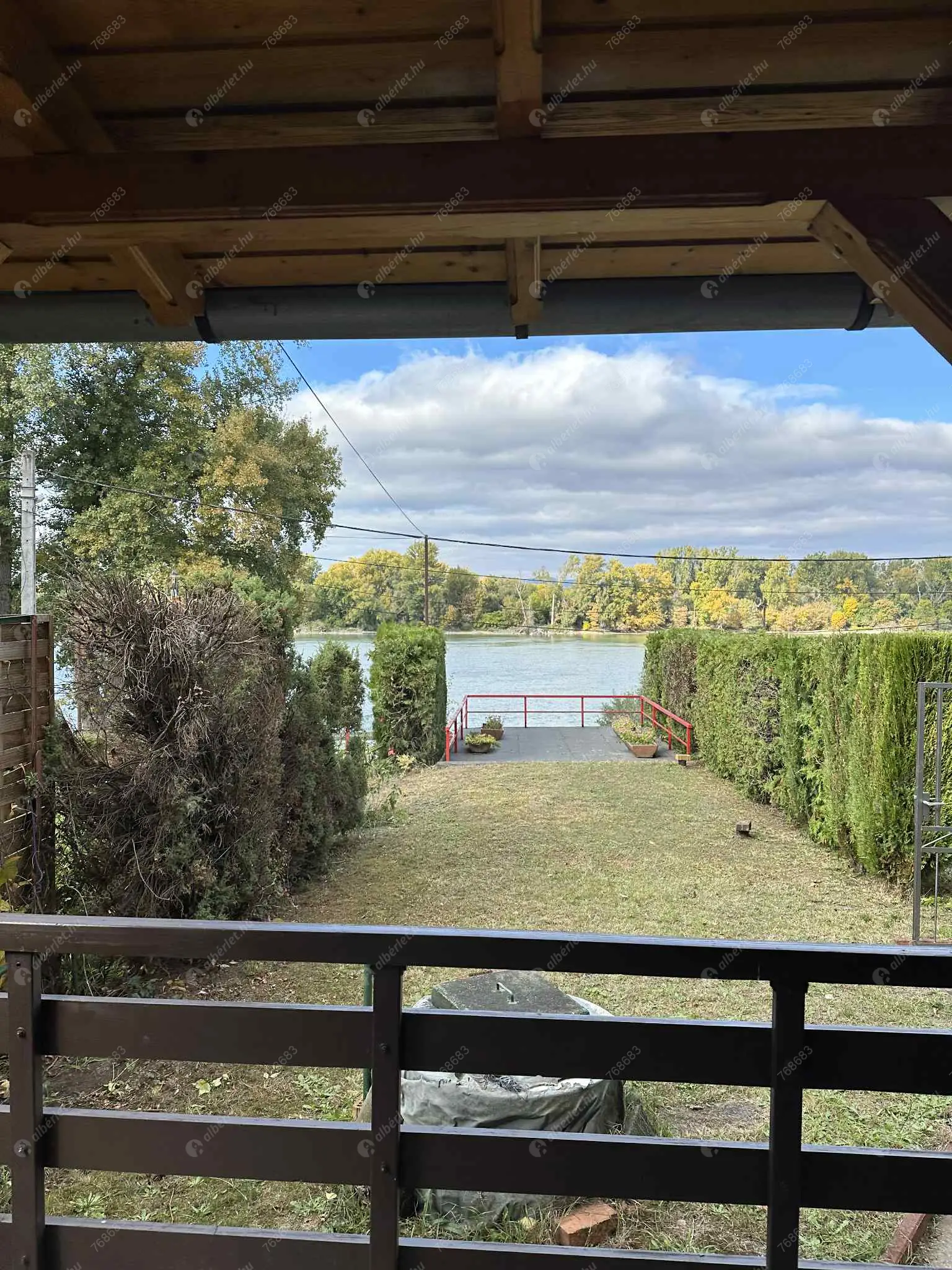 Kiadó albérlet 280000 Ft/hó áron: Dunakeszi,   Duna sor . Mérete: 50 nm, 2 szobás | Alberlet.hu - 6558593