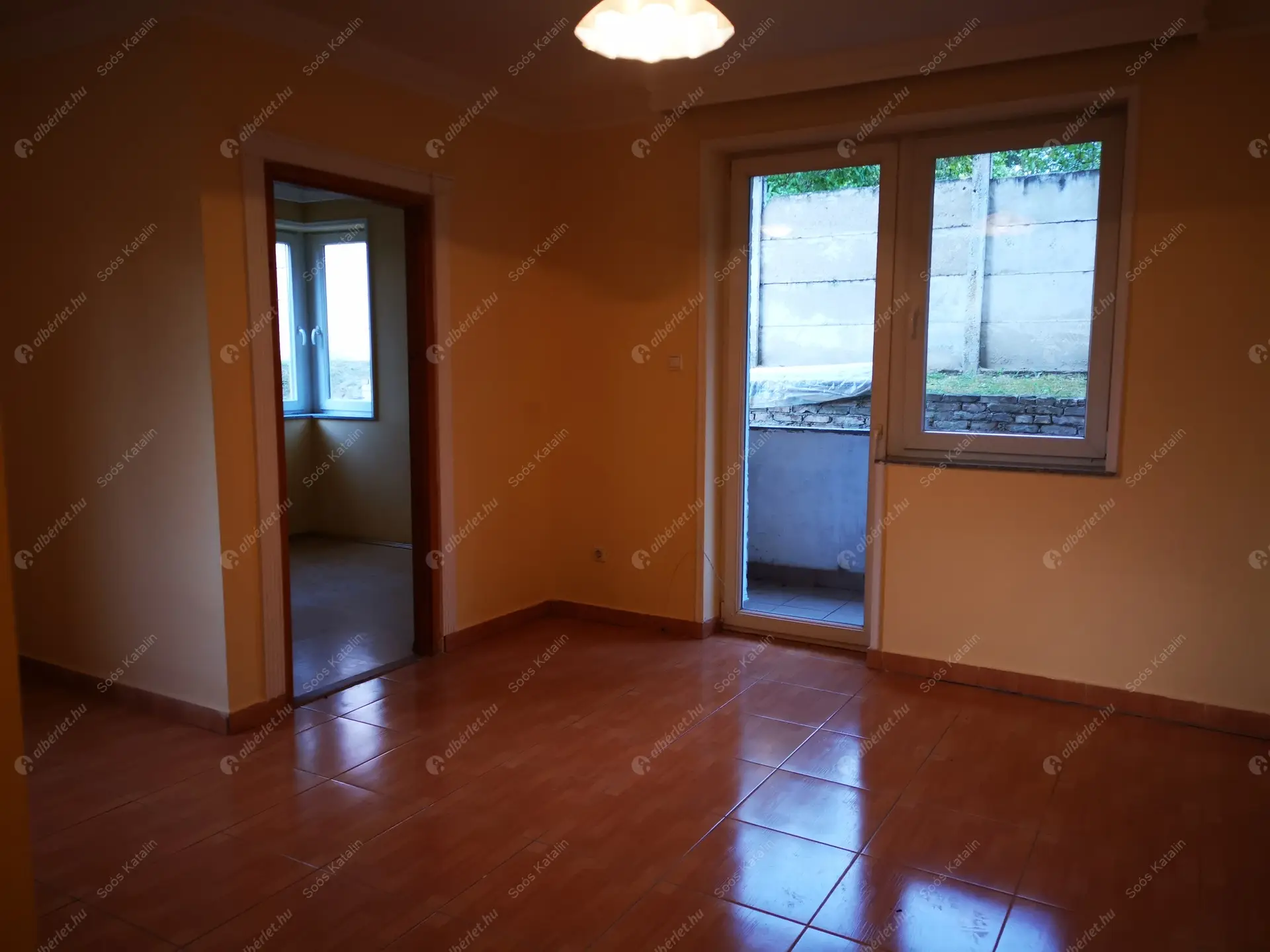 Kiadó albérlet 185000 Ft/hó áron: Dunakeszi,  Óceán-árok . Mérete: 45 nm, 1 szobás | Alberlet.hu - 6244794