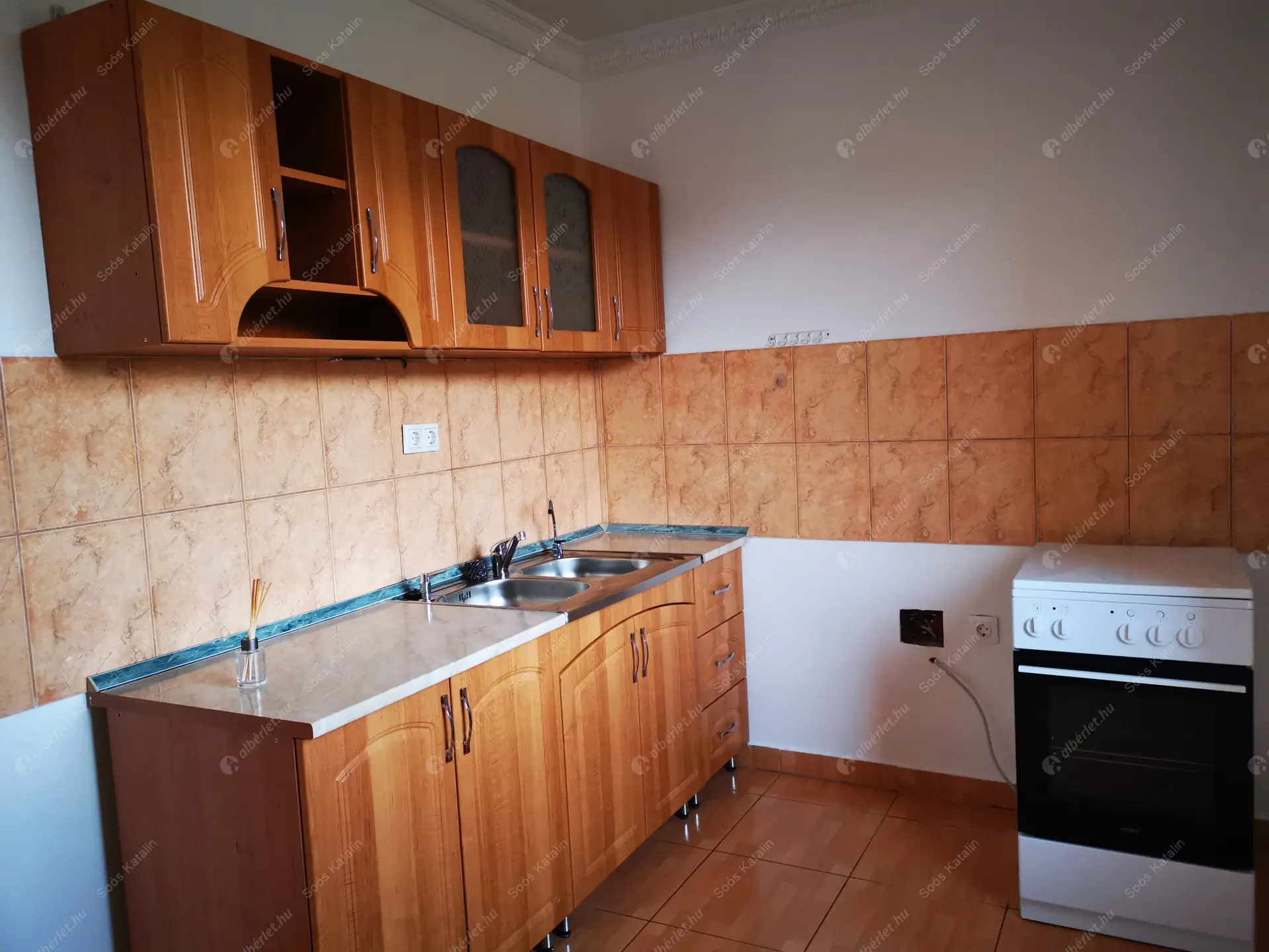 Kiadó albérlet 185000 Ft/hó áron: Dunakeszi,  Óceán-árok . Mérete: 45 nm, 1 szobás | Alberlet.hu - 6244809