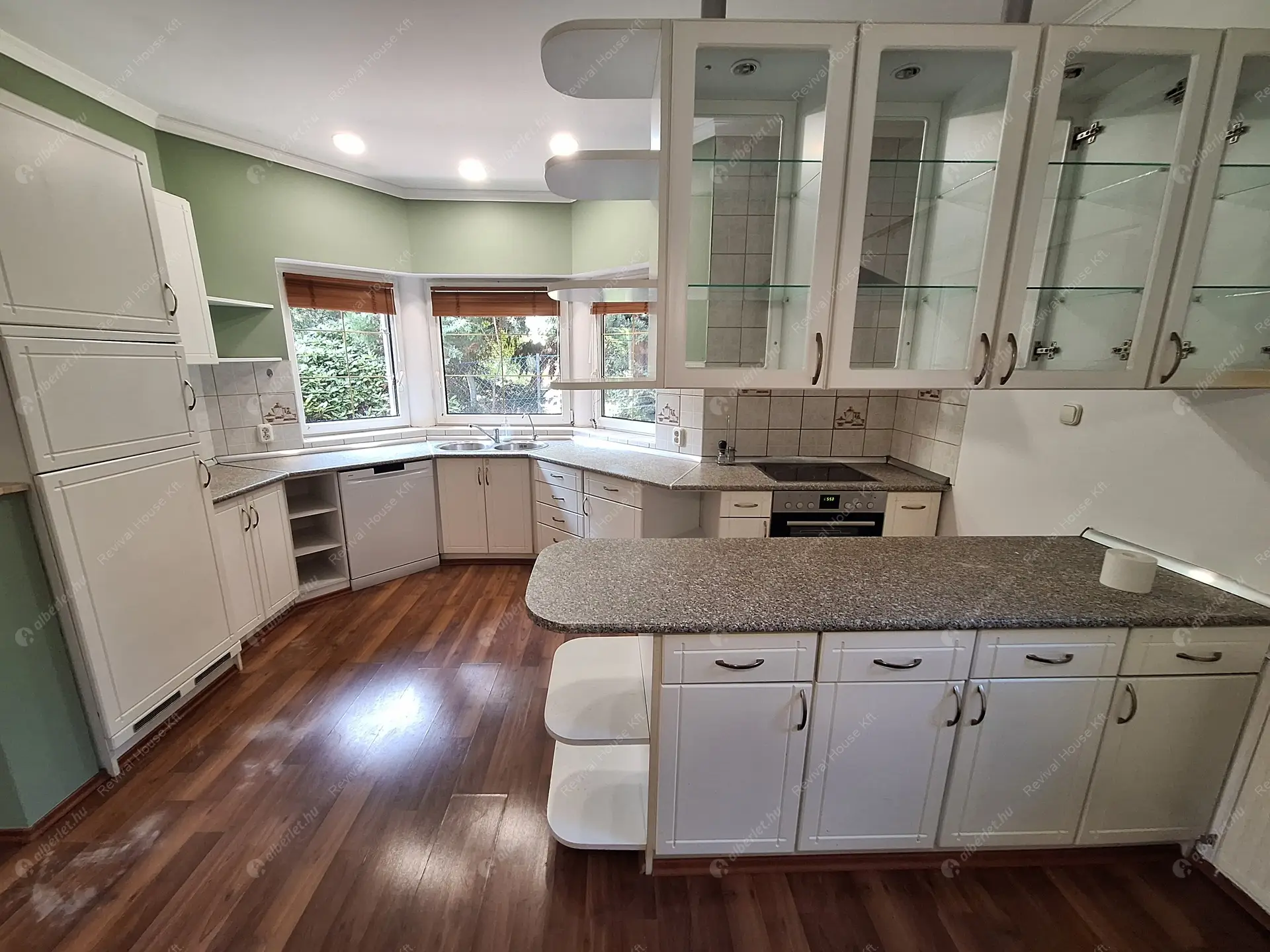 Kiadó albérlet 690000 Ft/hó áron: Érd,  Egervári utca . Mérete: 240 nm, 1 szobás | Alberlet.hu - 6533215