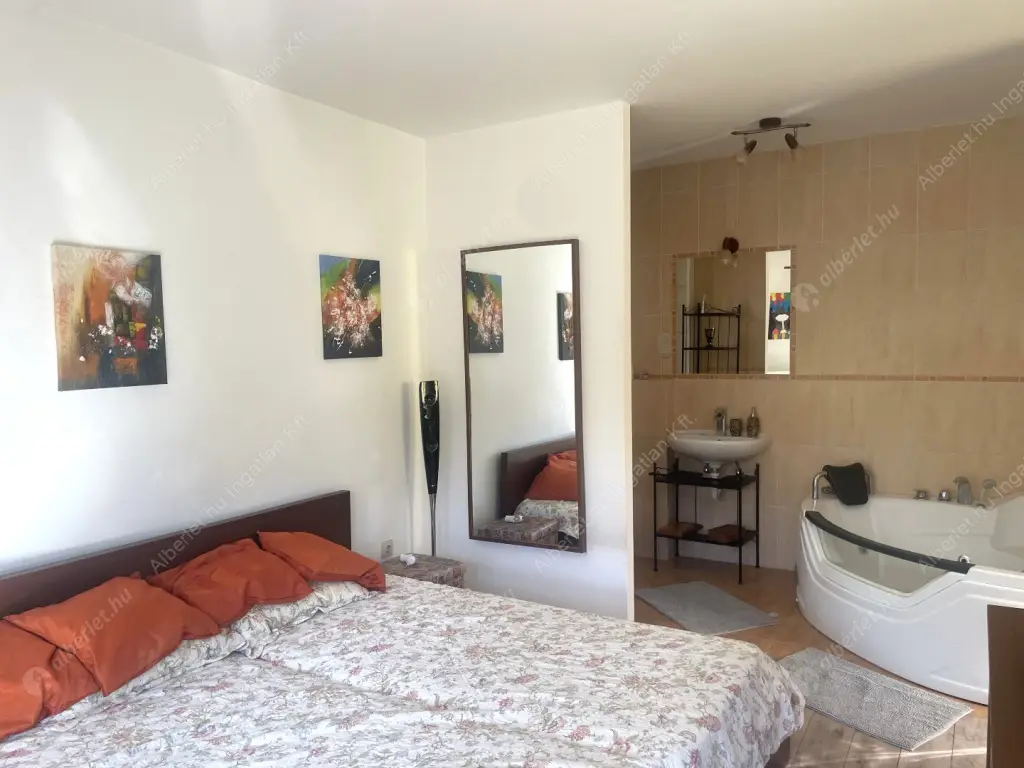 Kiadó albérlet 490000 Ft/hó áron: Érd,  István utca. Mérete: 165 nm, 5 szobás | Alberlet.hu - 6587189