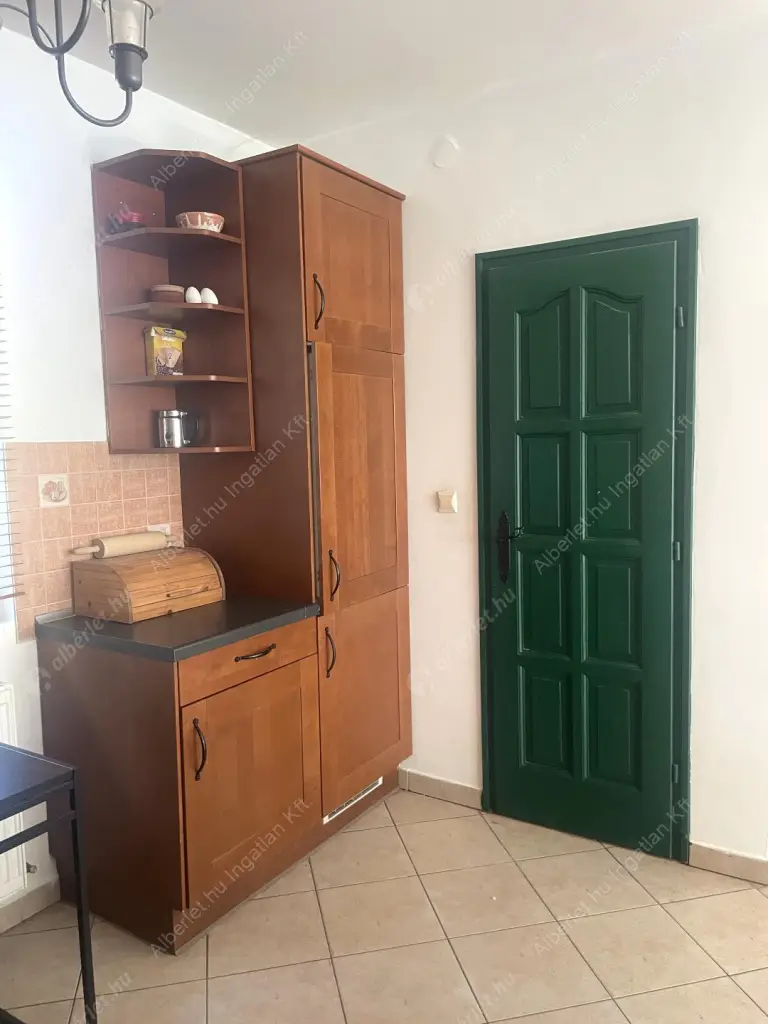 Kiadó albérlet 460000 Ft/hó áron: Érd,  István utca. Mérete: 165 nm, 5 szobás | Alberlet.hu - 6616129