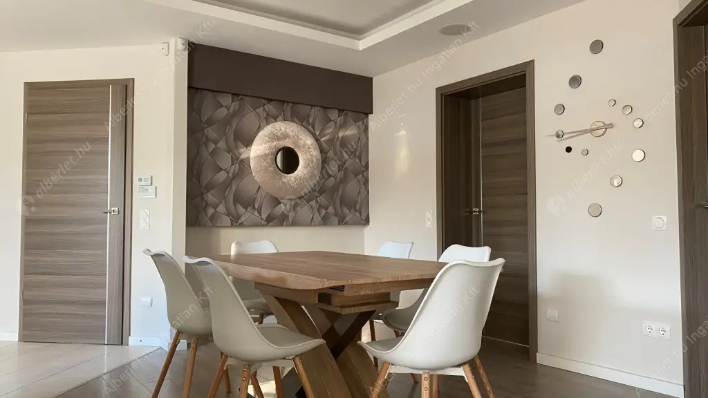 Kiadó albérlet 430000 Ft/hó áron: Érd,  Kossuth Lajos utca. Mérete: 92 nm, 4 szobás | Alberlet.hu - 6588383