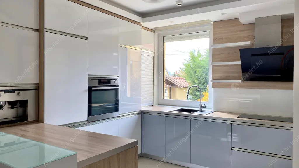 Kiadó albérlet 430000 Ft/hó áron: Érd,  Kossuth Lajos utca. Mérete: 92 nm, 4 szobás | Alberlet.hu - 6588384