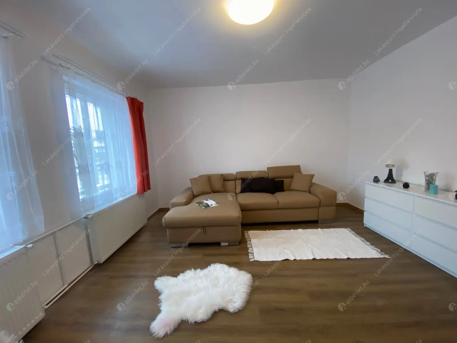 Kiadó albérlet 250000 Ft/hó áron: Felsőpakony,  Dr.jáhn Ferenc utca . Mérete: 56 nm, 2 szobás | Alberlet.hu - 6634742