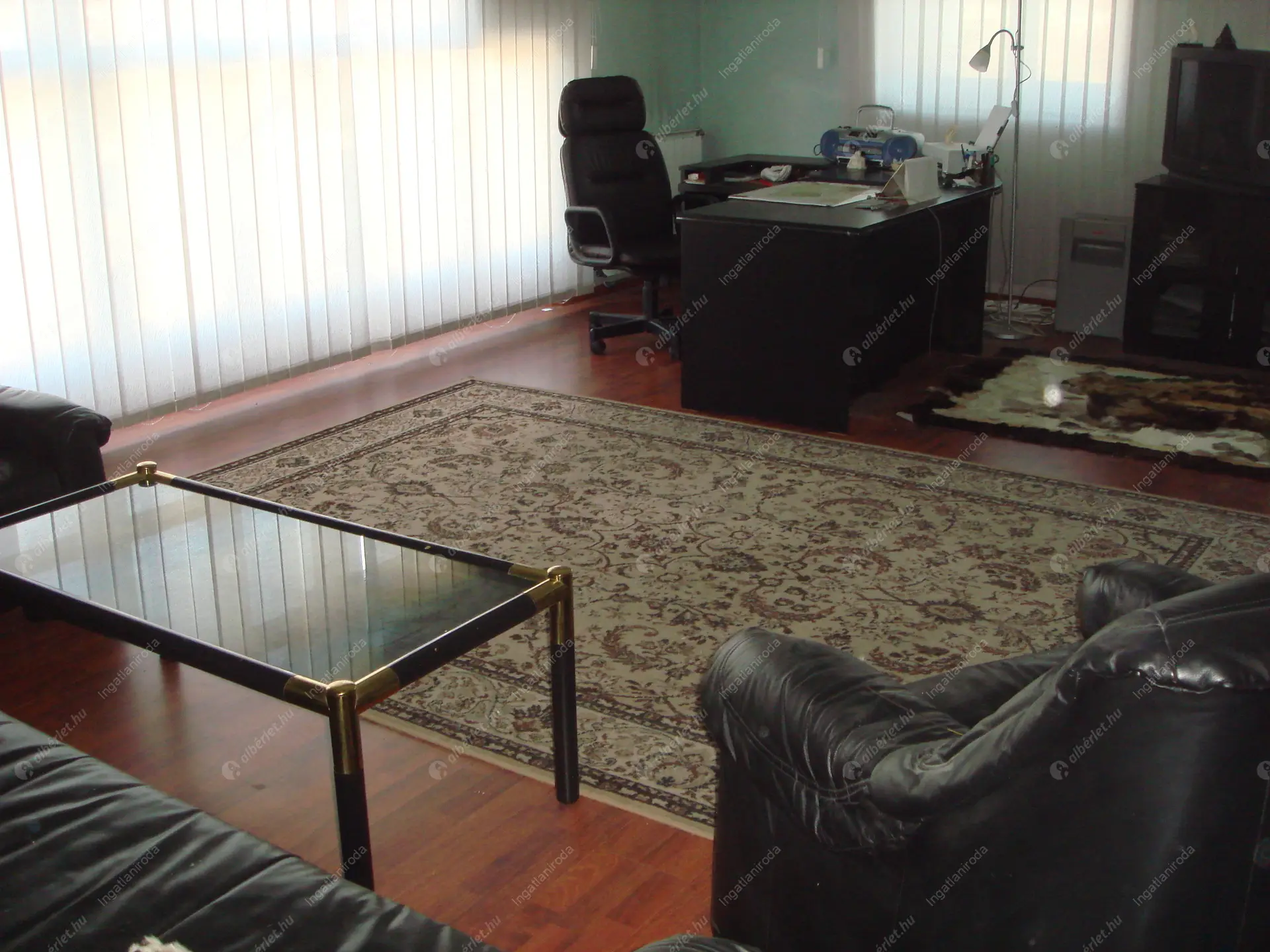 Kiadó albérlet 750000 Ft/hó áron: Fót,  Sport utca. Mérete: 330 nm, 6 szobás | Alberlet.hu - 5830605