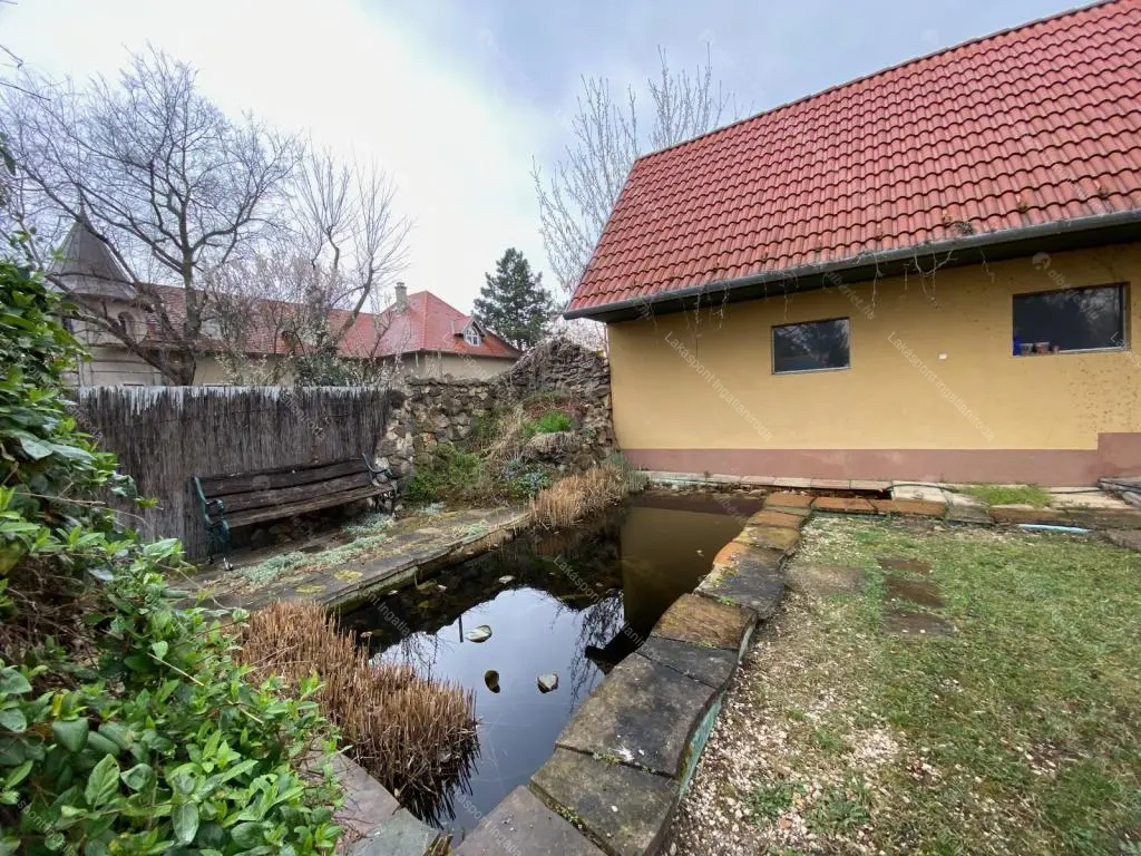 Kiadó albérlet 280000 Ft/hó áron: Fót,  Szent benedek utca . Mérete: 62 nm, 3 szobás | Alberlet.hu - 6686339