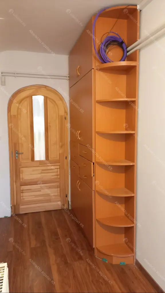 Kiadó albérlet 260000 Ft/hó áron: Galgahévíz,  Mikszáth Kálmán utca. Mérete: 140 nm, 5 szobás | Alberlet.hu - 6688493