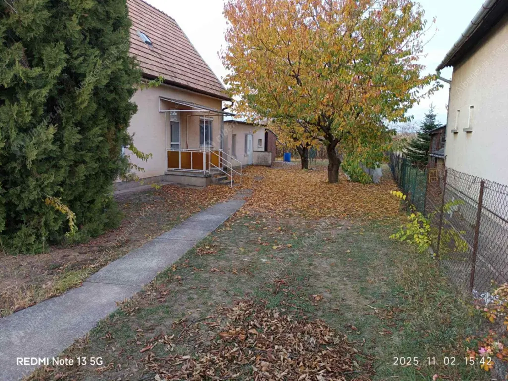 Kiadó albérlet 260000 Ft/hó áron: Gyömrő,  Nefelejcs utca. Mérete: 85 nm, 1 szobás | Alberlet.hu - 6599480