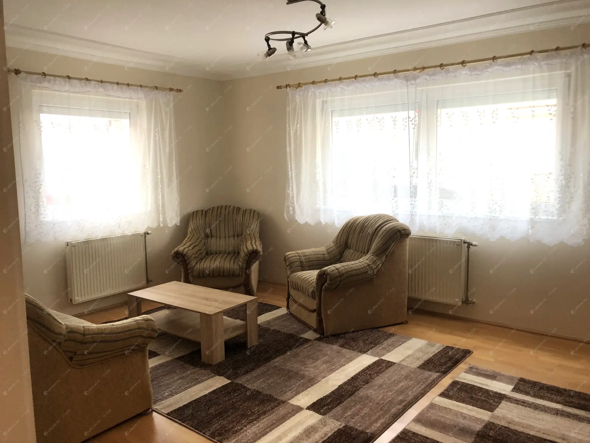 Kiadó albérlet 180000 Ft/hó áron: Győr,   . Mérete: 64 nm, 3 szobás | Alberlet.hu - 6593226