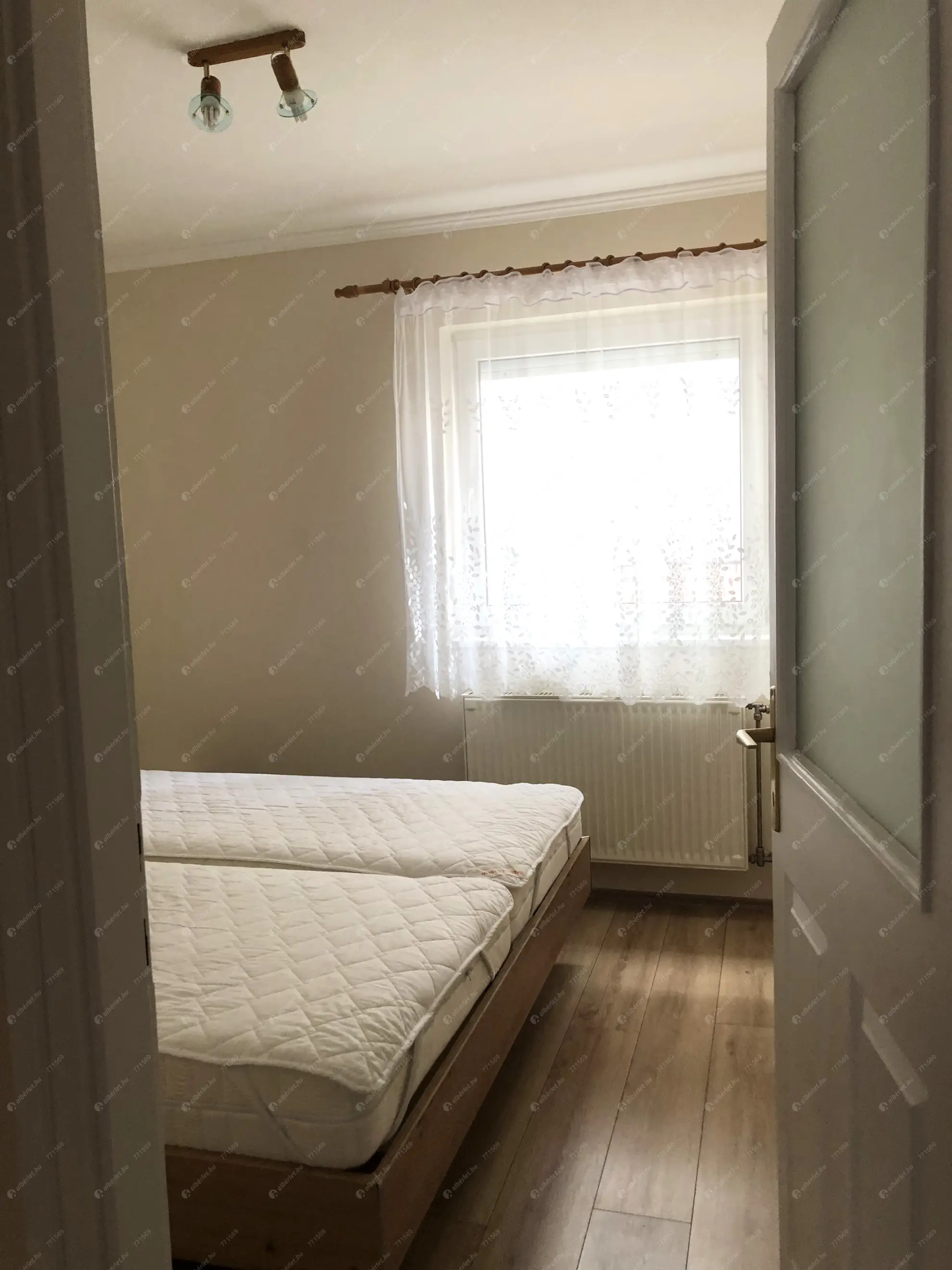 Kiadó albérlet 180000 Ft/hó áron: Győr,   . Mérete: 64 nm, 3 szobás | Alberlet.hu - 6593230