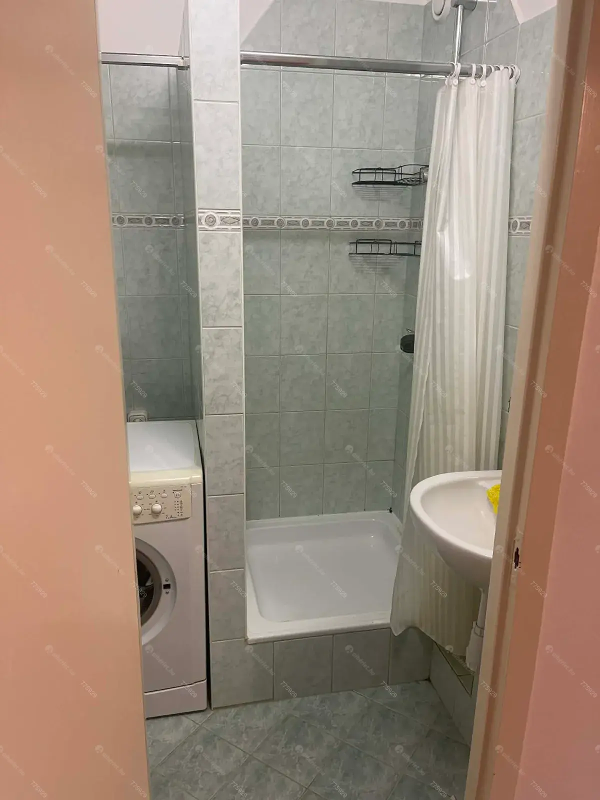 Kiadó albérlet 180000 Ft/hó áron: Győr,   Ikva . Mérete: 49 nm, 2 szobás | Alberlet.hu - 6676831