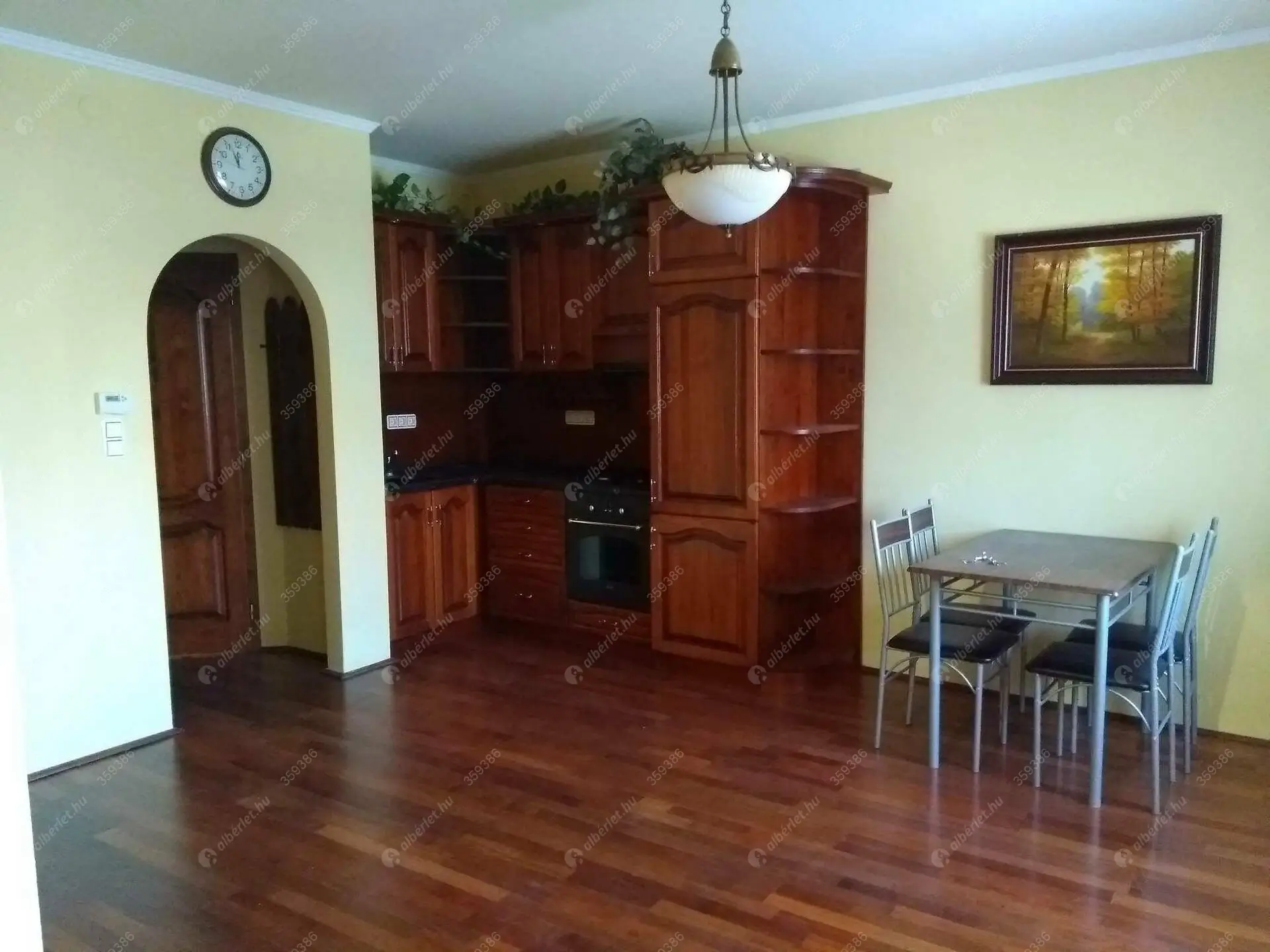 Kiadó albérlet 170000 Ft/hó áron: Győr,  Tábor utca. Mérete: 40 nm, 1 szobás | Alberlet.hu - 5970483