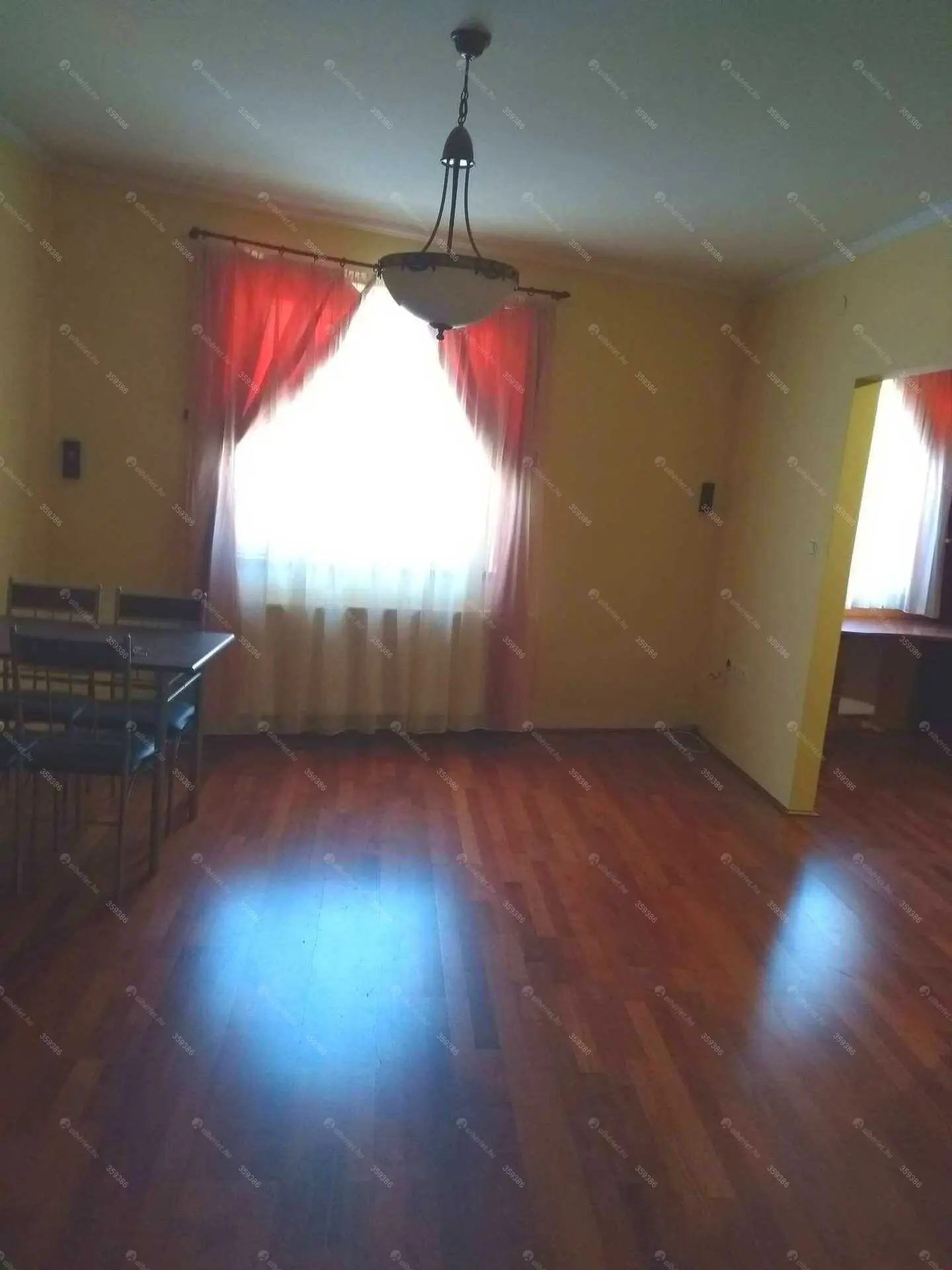 Kiadó albérlet 170000 Ft/hó áron: Győr,  Tábor utca. Mérete: 40 nm, 1 szobás | Alberlet.hu - 5970484