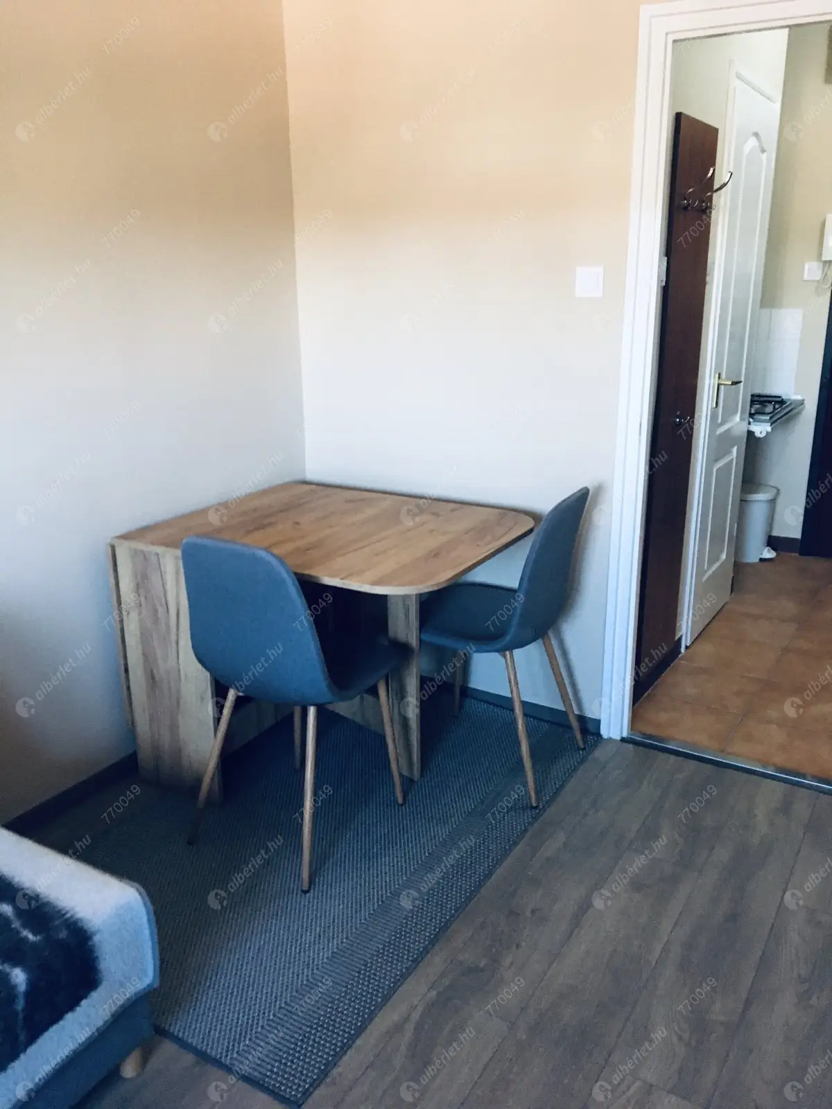 Kiadó albérlet 95000 Ft/hó áron: Kecskemét,   Szèchenyi krt.  . Mérete: 18 nm, 1 szobás | Alberlet.hu - 6566072