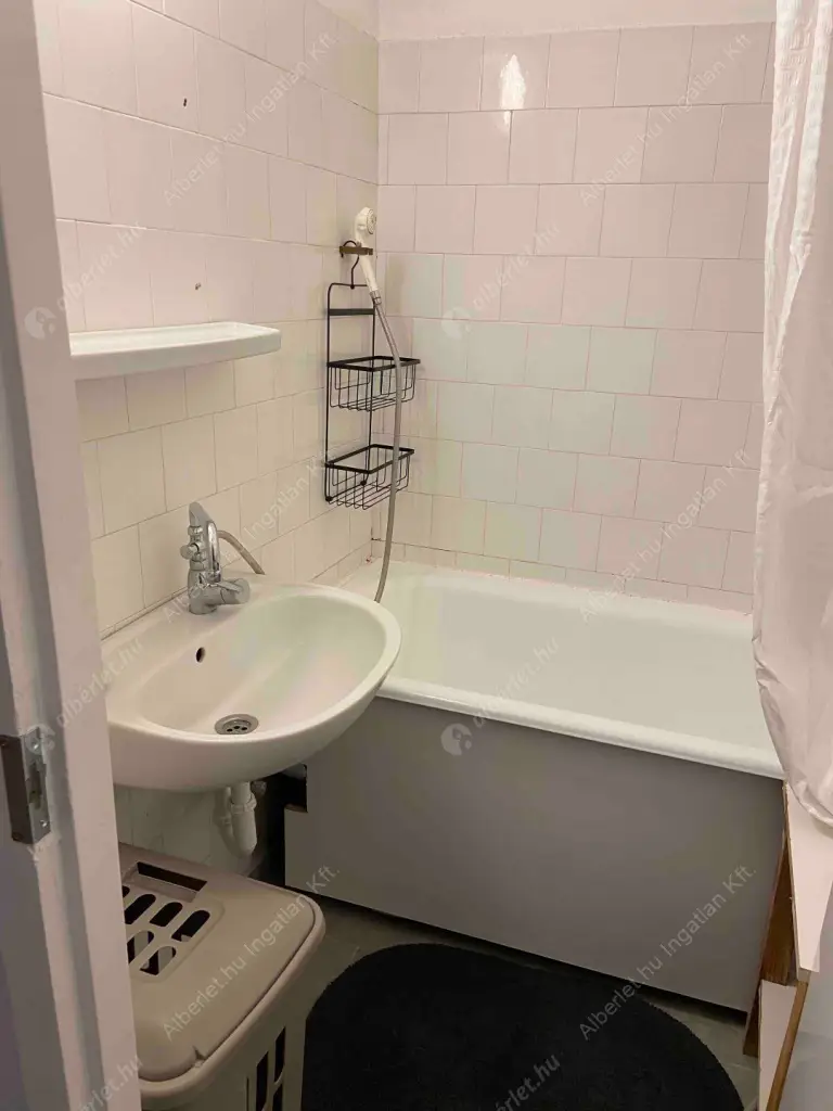 Kiadó albérlet 220000 Ft/hó áron: Kistarcsa,  Eperjesi út. Mérete: 62 nm, 3 szobás | Alberlet.hu - 6576646