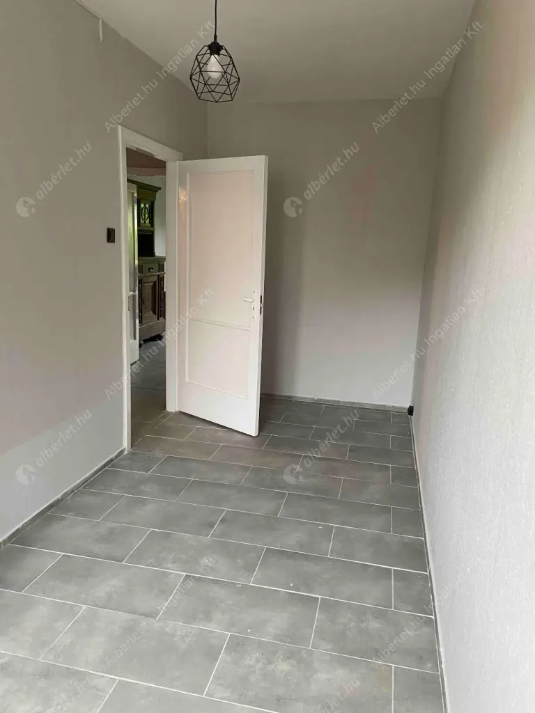 Kiadó albérlet 220000 Ft/hó áron: Kistarcsa,  Eperjesi út. Mérete: 62 nm, 3 szobás | Alberlet.hu - 6582814