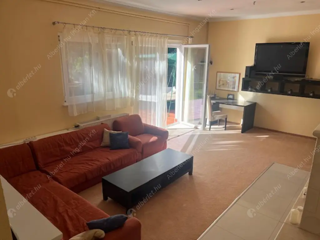 Kiadó albérlet 400000 Ft/hó áron: Nagykovácsi,  Erdősétány utca. Mérete: 90 nm, 3 szobás | Alberlet.hu - 6565588