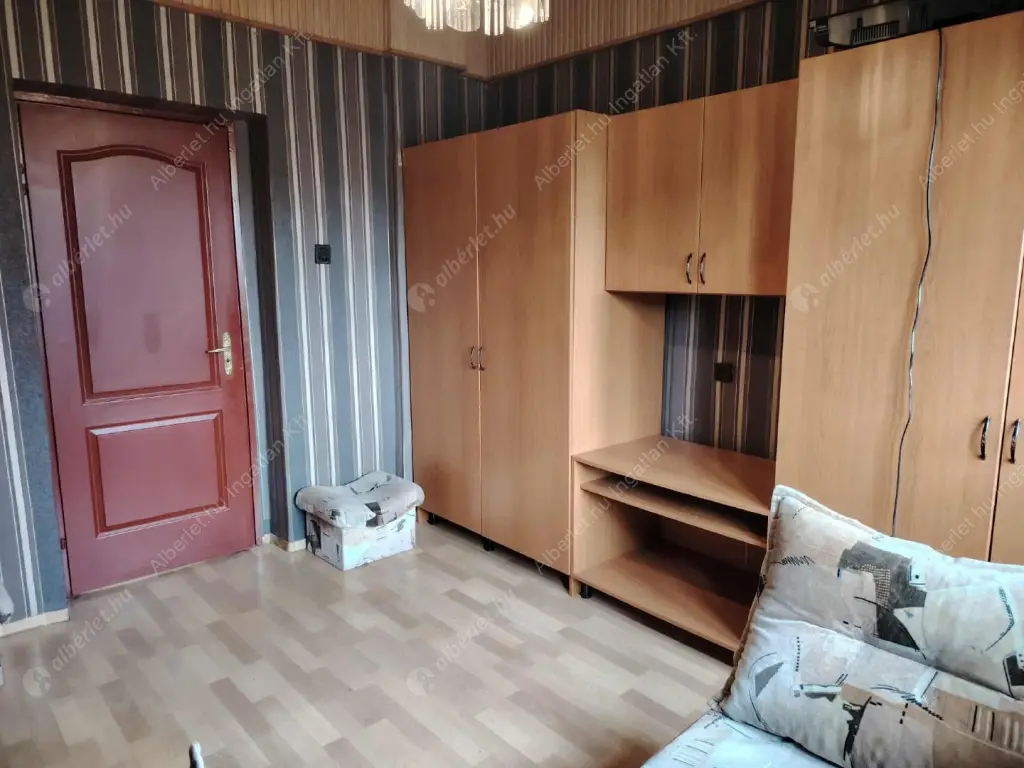 Kiadó albérlet 380000 Ft/hó áron: Nagykovácsi,  Puskin utca. Mérete: 110 nm, 3 szobás | Alberlet.hu - 6568942
