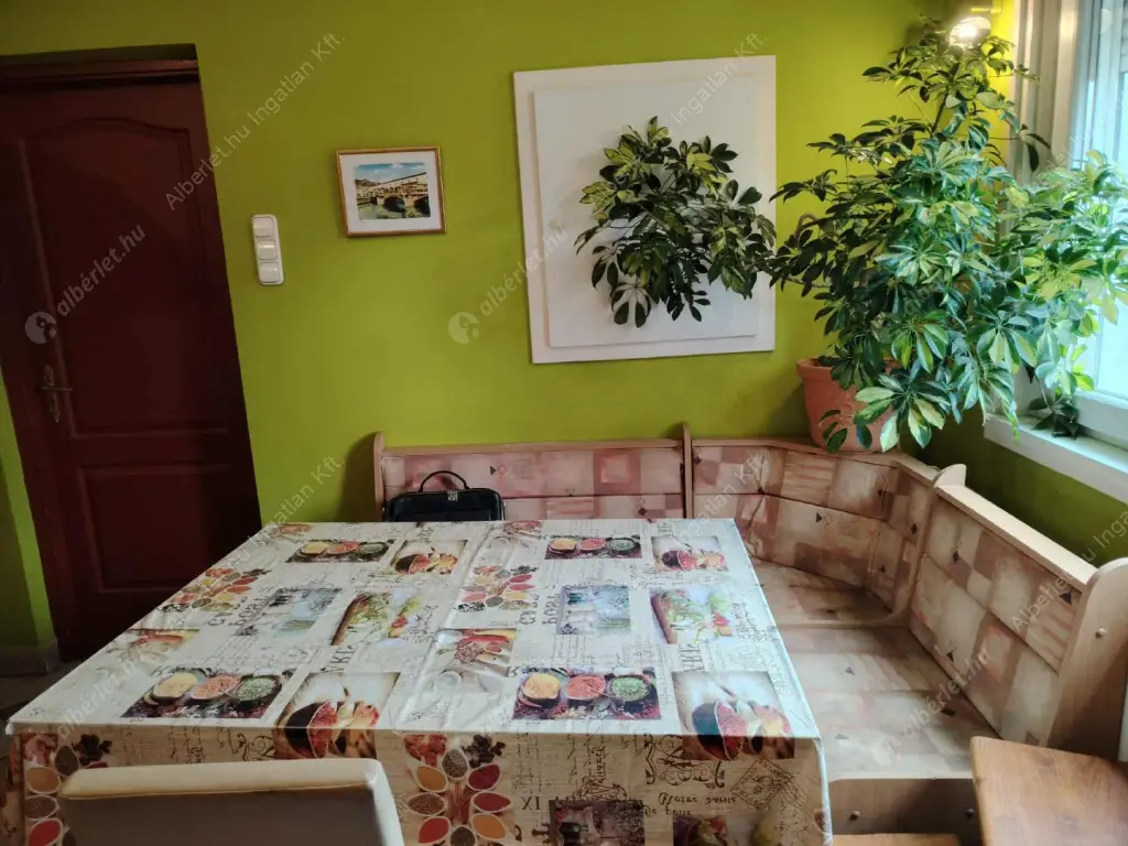 Kiadó albérlet 380000 Ft/hó áron: Nagykovácsi,  Puskin utca. Mérete: 110 nm, 3 szobás | Alberlet.hu - 6568947