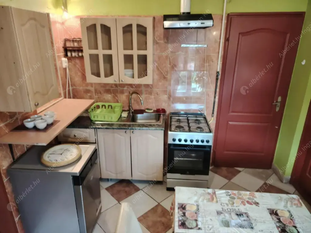 Kiadó albérlet 380000 Ft/hó áron: Nagykovácsi,  Puskin utca. Mérete: 110 nm, 3 szobás | Alberlet.hu - 6616577