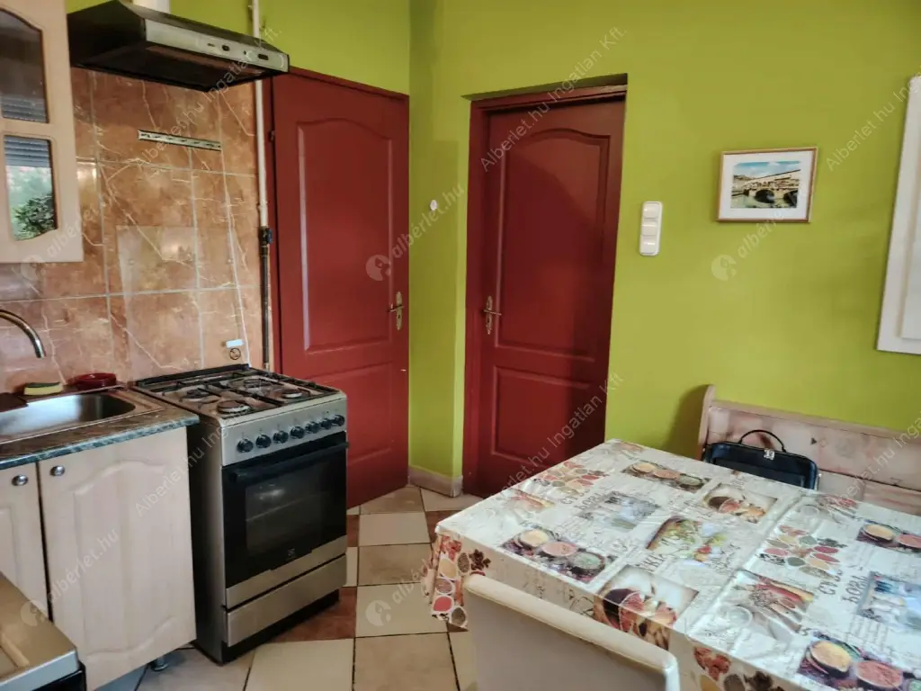 Kiadó albérlet 380000 Ft/hó áron: Nagykovácsi,  Puskin utca. Mérete: 110 nm, 3 szobás | Alberlet.hu - 6616579