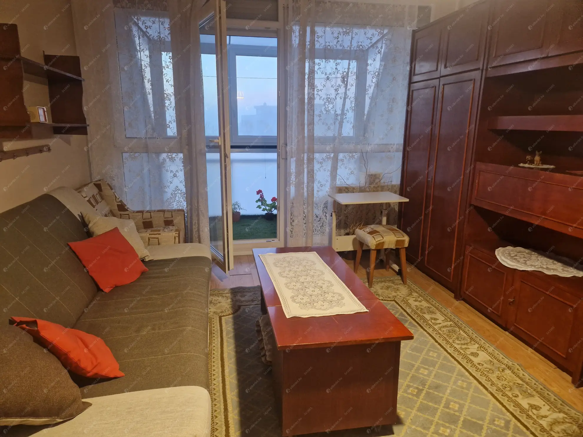 Kiadó albérlet 145000 Ft/hó áron: Pécs,  Nagy Imre út. Mérete: 55 nm, 2 szobás | Alberlet.hu - 6635932