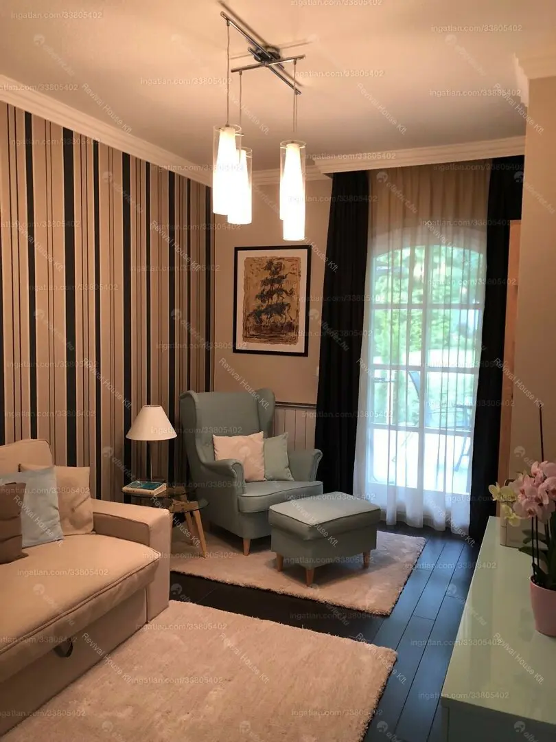 Kiadó albérlet 900000 Ft/hó áron: Solymár,  Kölcsey utca. Mérete: 220 nm, 4 szobás | Alberlet.hu - 6193063