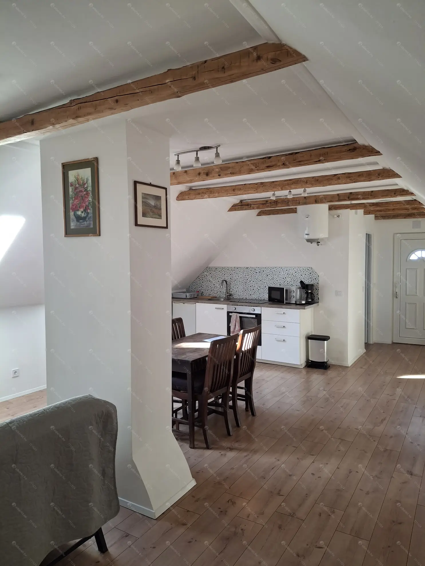 Kiadó albérlet 190000 Ft/hó áron: Szada,  Székely Bertalan út . Mérete: 60 nm, 1 szobás | Alberlet.hu - 6609117