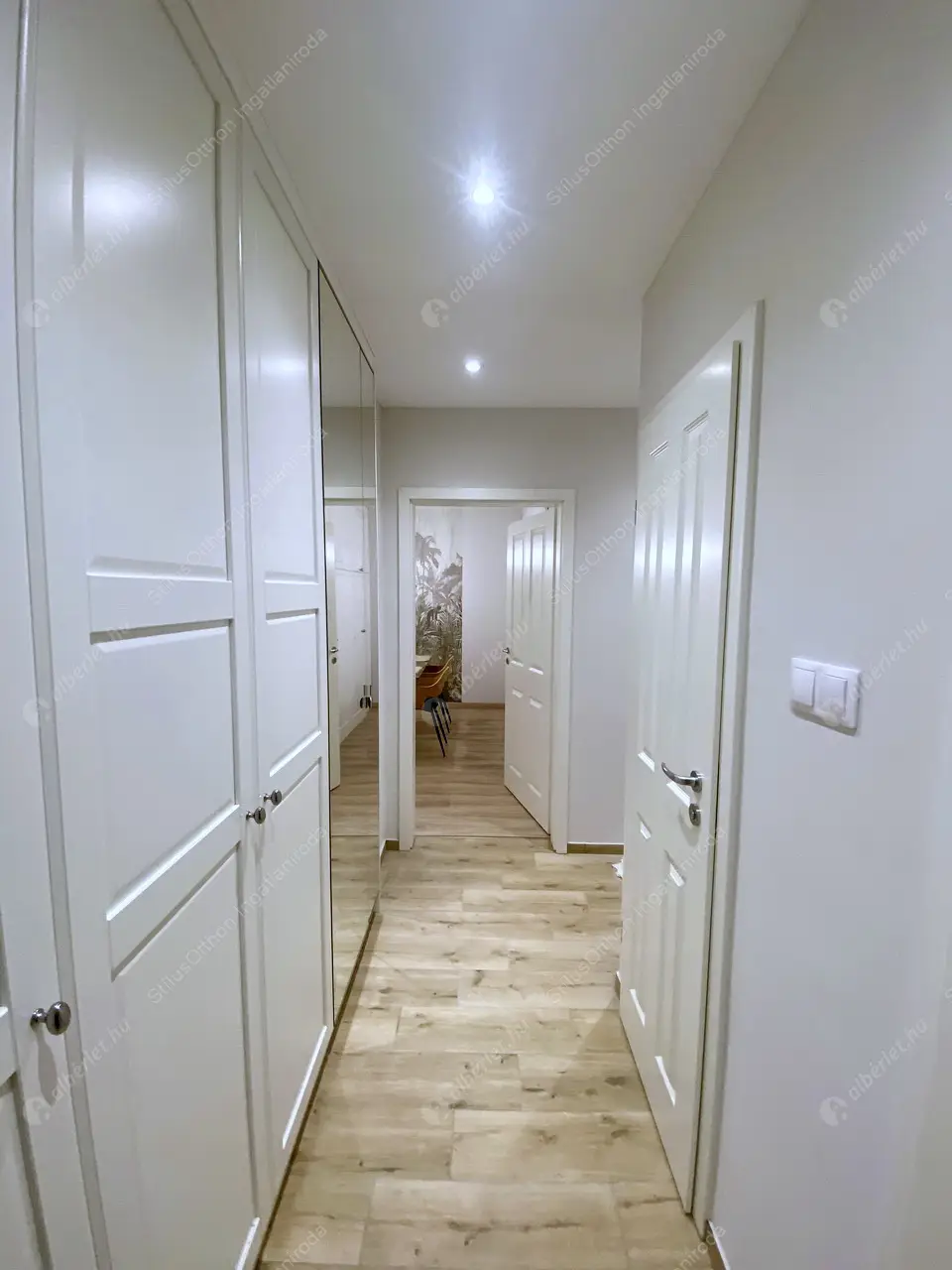 Kiadó albérlet 250000 Ft/hó áron: Százhalombatta,  Liszt Ferenc sétány. Mérete: 55 nm, 2 szobás | Alberlet.hu - 6124936