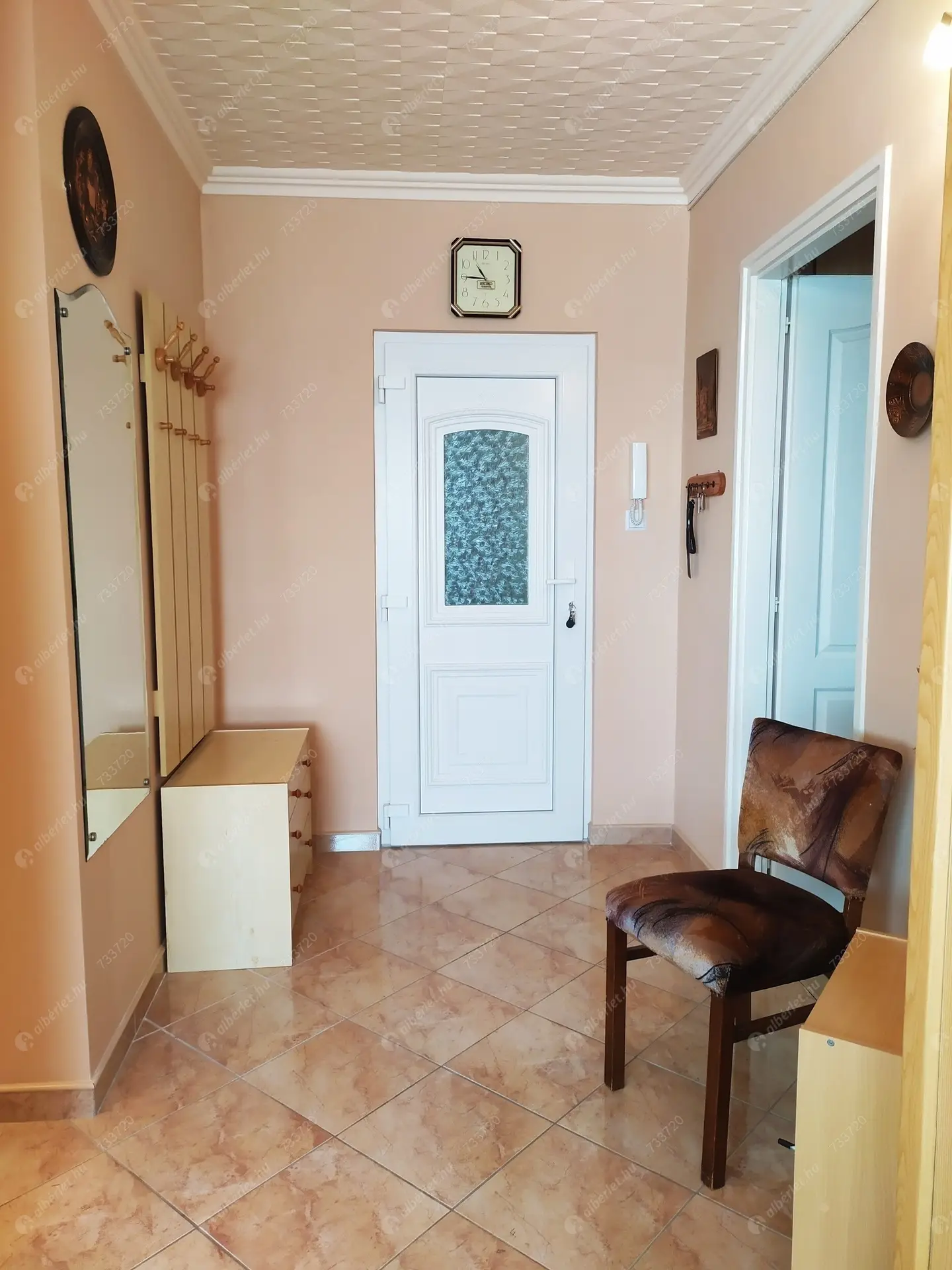 Kiadó albérlet 150000 Ft/hó áron: Szolnok,  Ady Endre út  . Mérete: 49 nm, 1 szobás | Alberlet.hu - 6058563