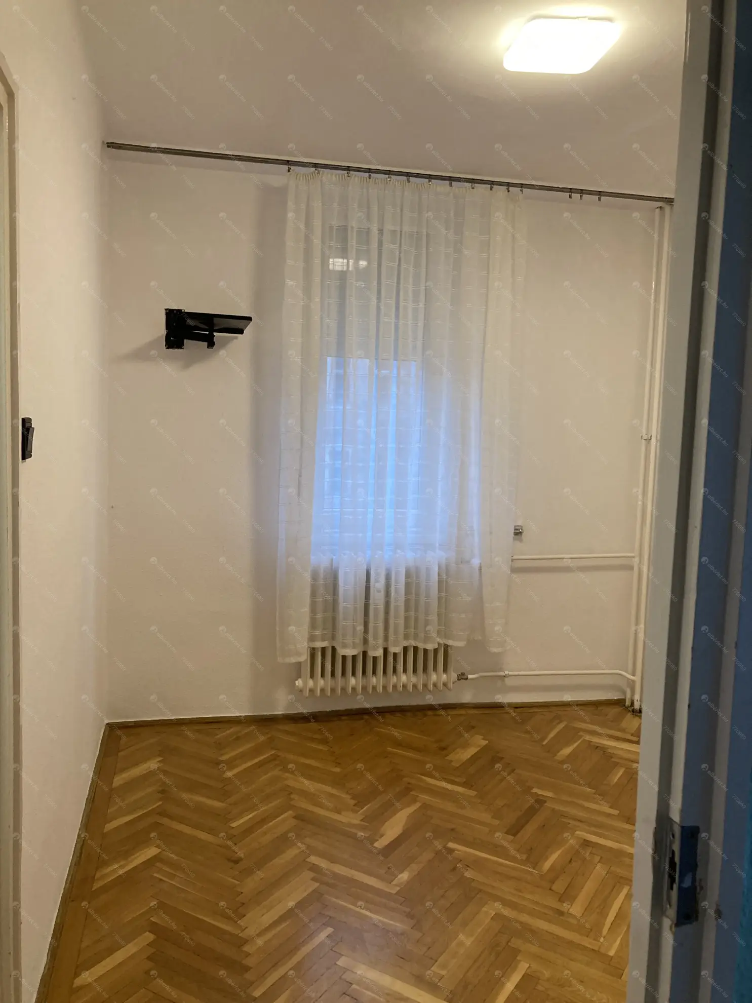 Kiadó albérlet 150000 Ft/hó áron: Szombathely,  Bejczy . Mérete: 70 nm, 3 szobás | Alberlet.hu - 6581635