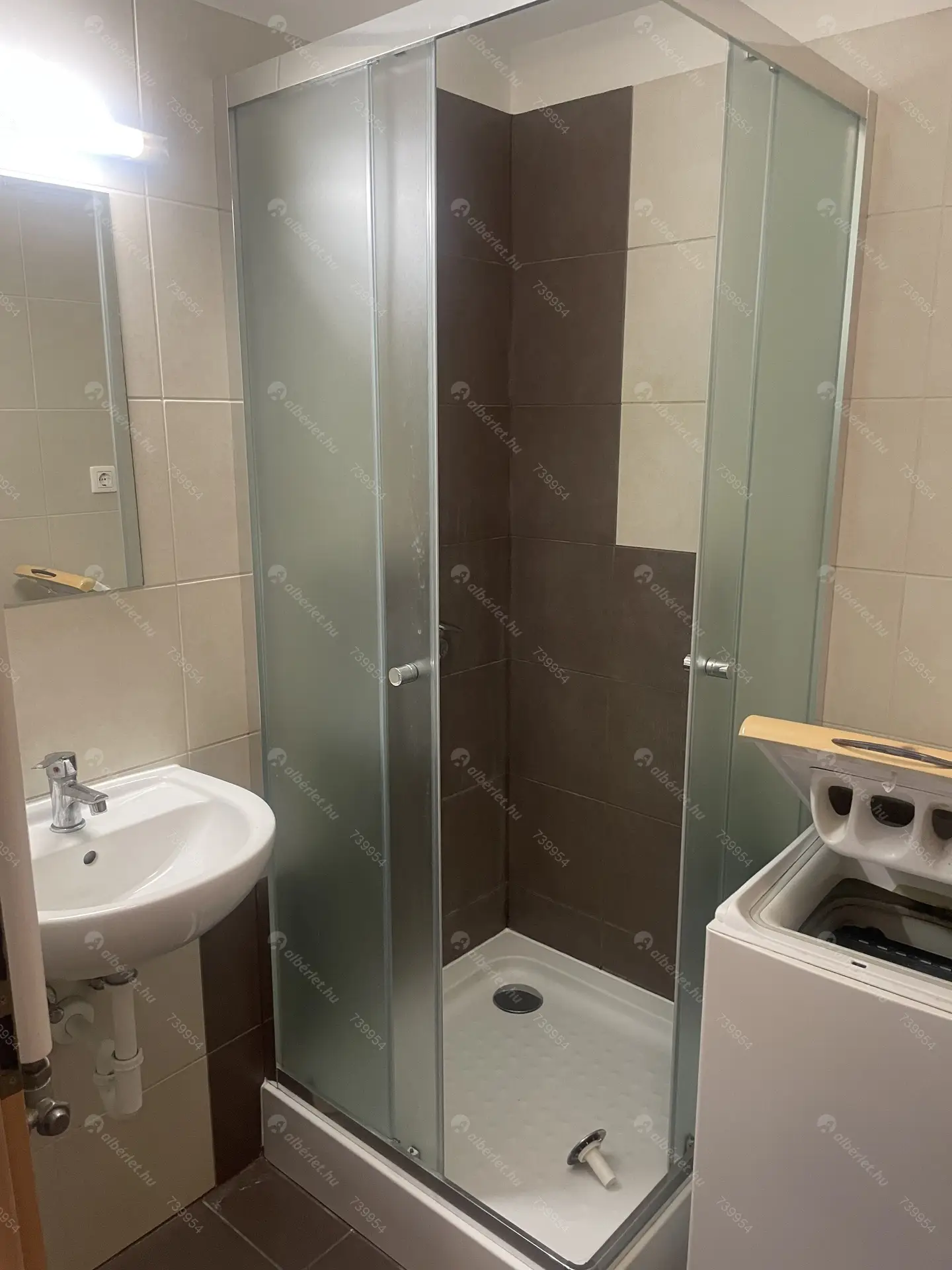 Kiadó albérlet 140000 Ft/hó áron: Táborfalva ,  Tarcsay út . Mérete: 54 nm, 2 szobás | Alberlet.hu - 6160314