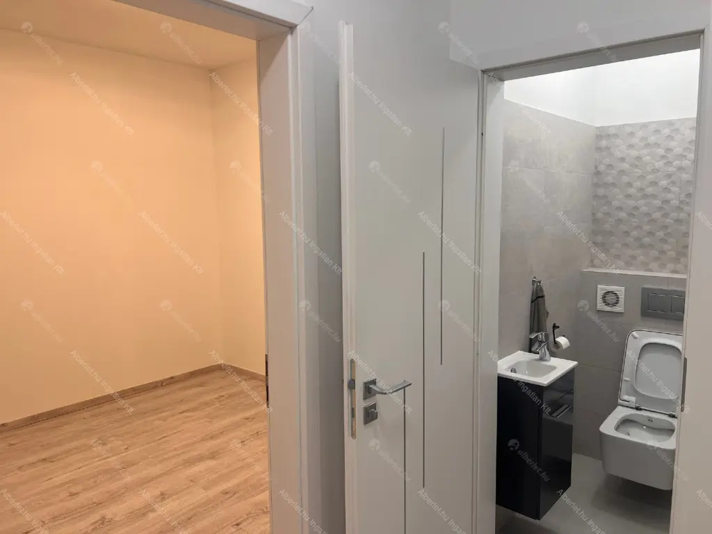 Kiadó albérlet 510000 Ft/hó áron: Törökbálint ,  Balassi Bálint utca. Mérete: 78 nm, 3 szobás | Alberlet.hu - 6677608