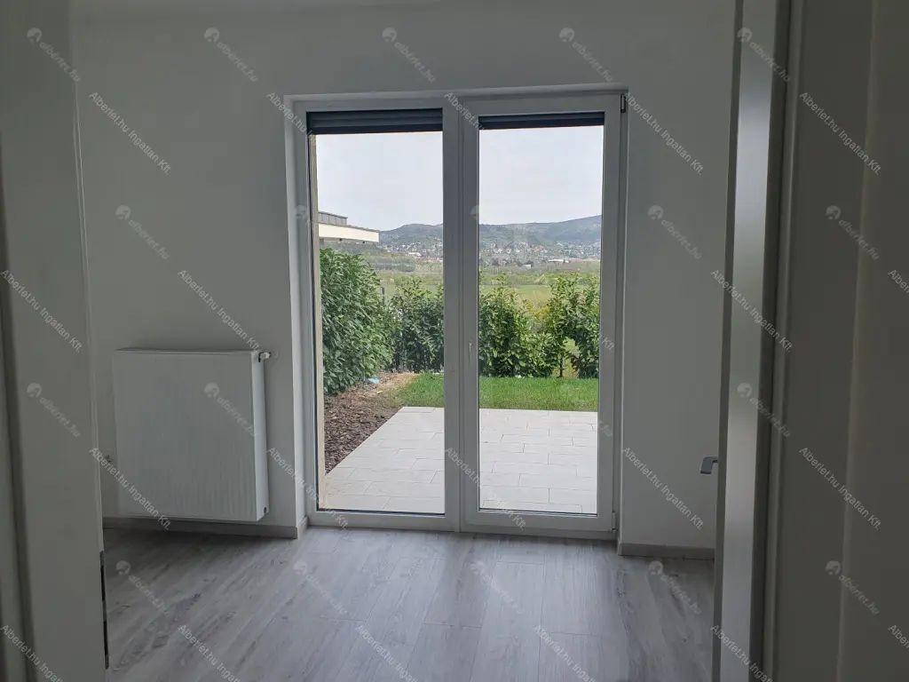 Kiadó albérlet 510000 Ft/hó áron: Törökbálint ,  Balassi Bálint utca. Mérete: 78 nm, 3 szobás | Alberlet.hu - 6698019