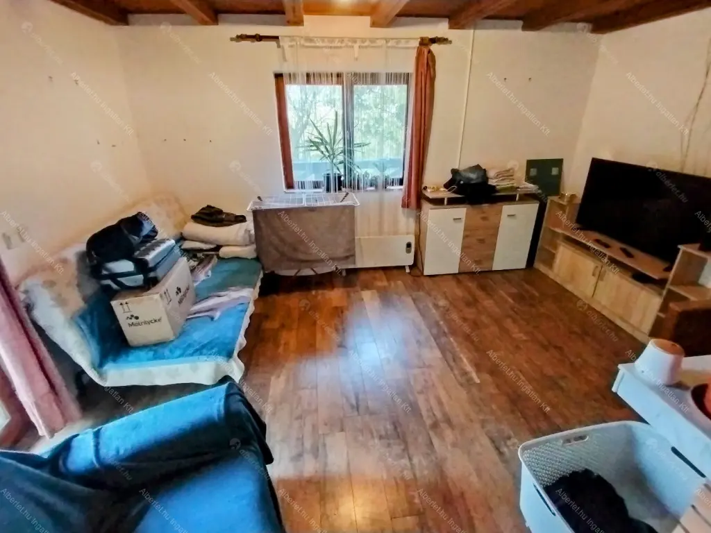 Kiadó albérlet 250000 Ft/hó áron: Törökbálint ,  Rozmaring utca. Mérete: 55 nm, 2 szobás | Alberlet.hu - 6692040