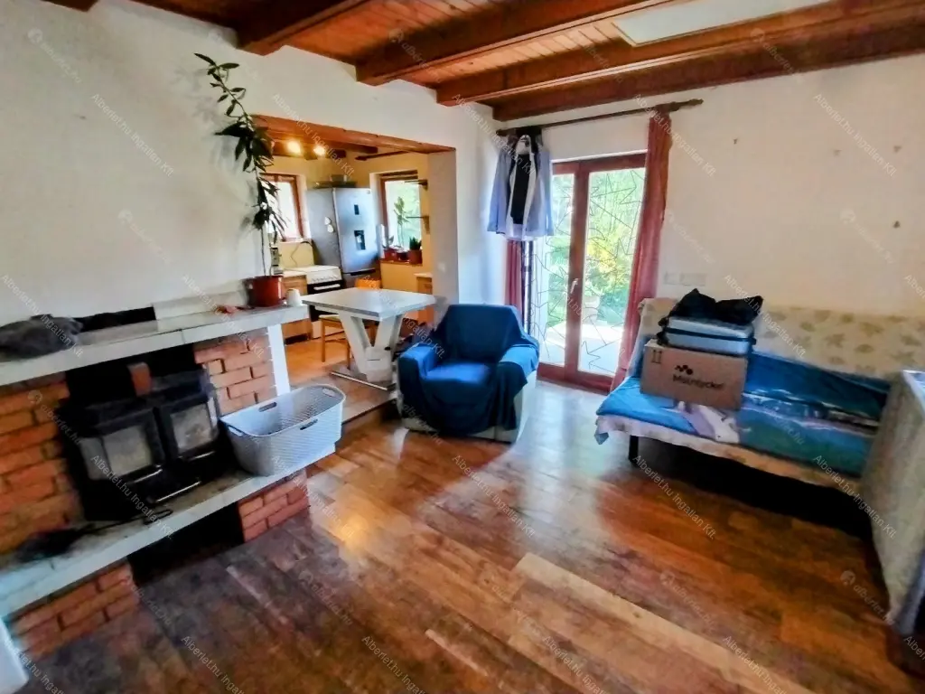 Kiadó albérlet 250000 Ft/hó áron: Törökbálint ,  Rozmaring utca. Mérete: 55 nm, 2 szobás | Alberlet.hu - 6692042