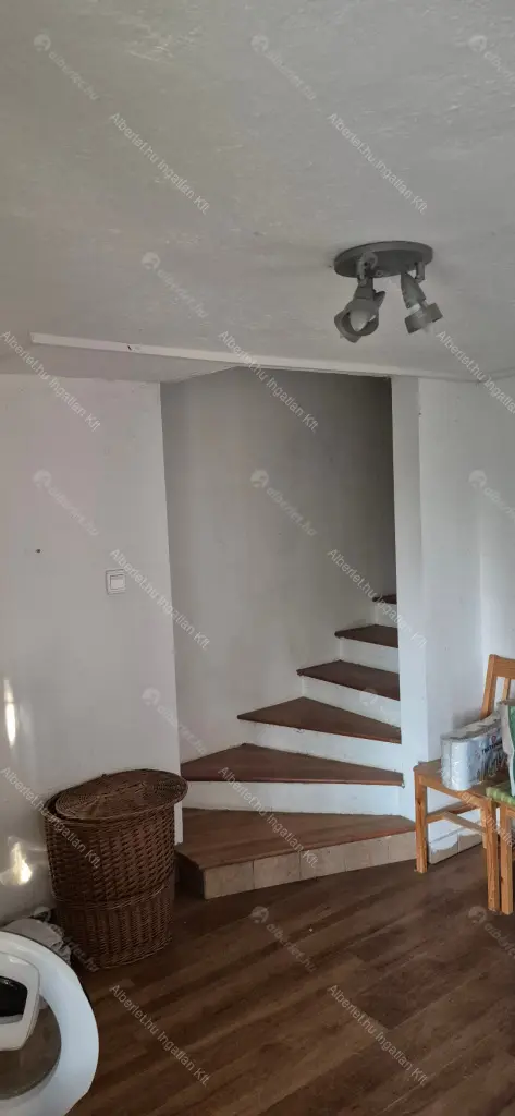 Kiadó albérlet 250000 Ft/hó áron: Törökbálint ,  Rozmaring utca. Mérete: 55 nm, 2 szobás | Alberlet.hu - 6692051