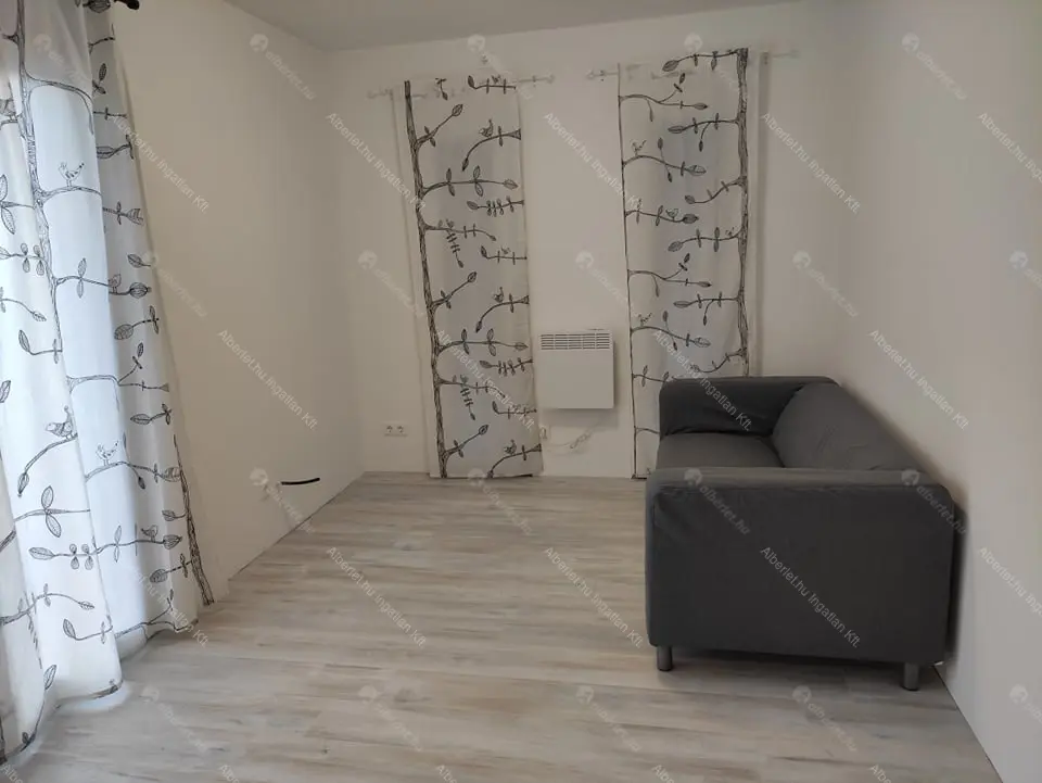 Kiadó albérlet 250000 Ft/hó áron: Üröm,  Tulipán  utca . Mérete: 39 nm, 2 szobás | Alberlet.hu - 6655804