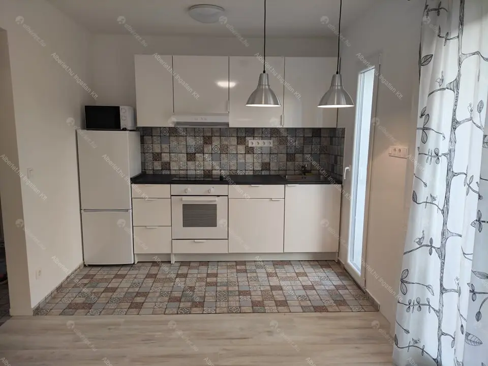 Kiadó albérlet 250000 Ft/hó áron: Üröm,  Tulipán  utca . Mérete: 50 nm, 2 szobás | Alberlet.hu - 6650473