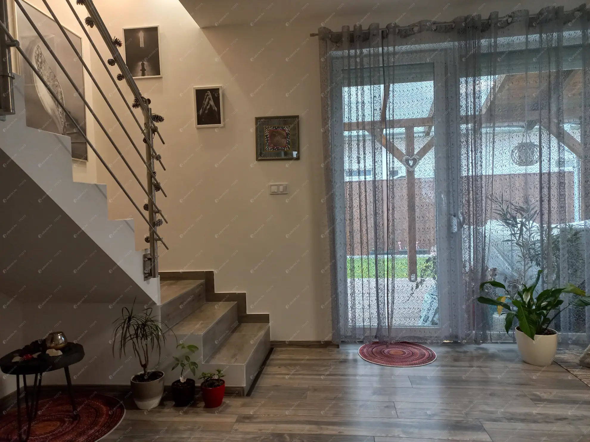 Kiadó albérlet 260000 Ft/hó áron: Vác,  Rozs utca. Mérete: 80 nm, 3 szobás | Alberlet.hu - 6571327